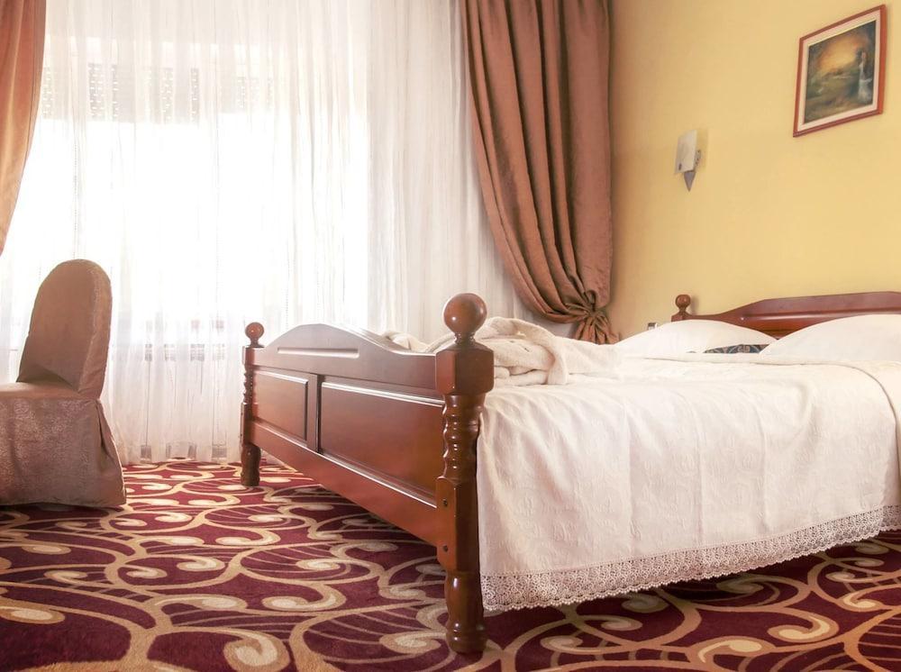 באניה לוקה Hotel Zepter Palace מראה חיצוני תמונה