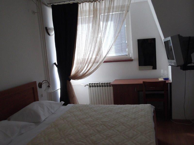 באניה לוקה Hotel Zepter Palace מראה חיצוני תמונה